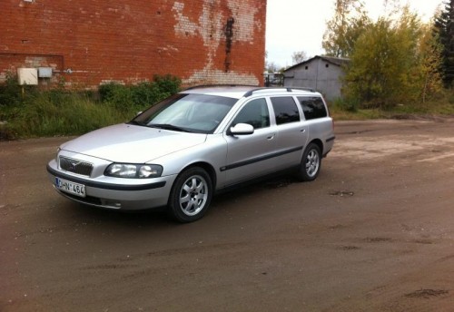 V70